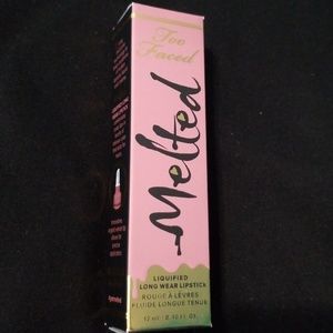 Too Faced Melted Liquid Lipstick- Chihuahua